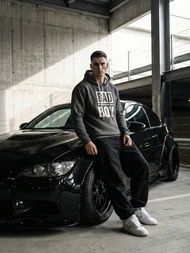 Vīriešu džemperis ar kapuci grafīta OZONEE JS/65B3909/5Z