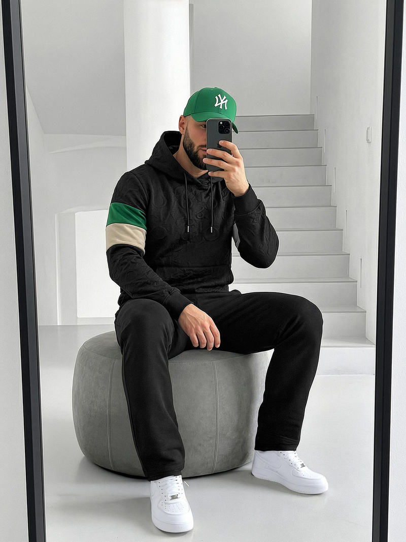 Vīriešu džemperis ar kapuci melna OZONEE JS/3B578