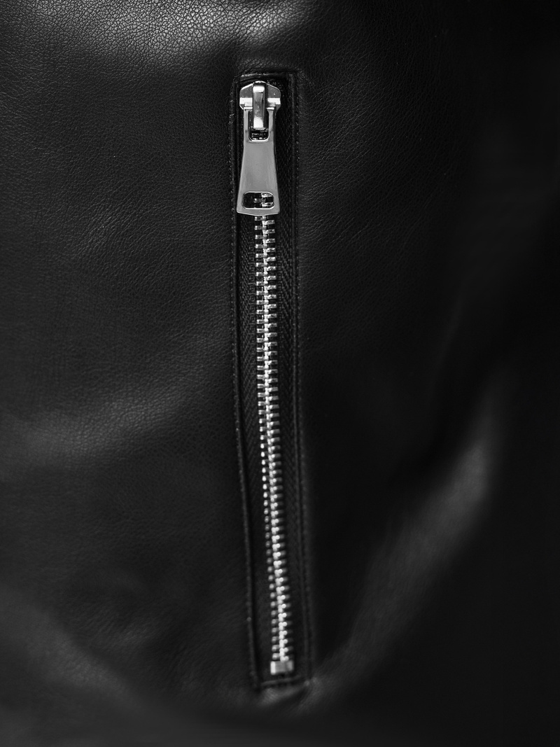 Vīriešu ādas virsjaka melna OZONEE JS/11Z8107