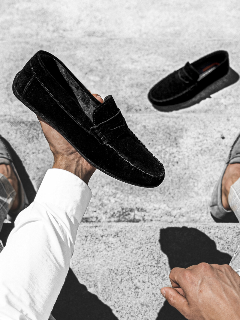 Vīriešu apavi slip on melnas T/125